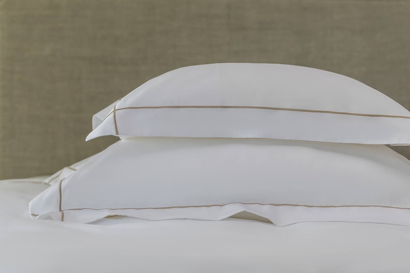 Biancheria in raso di cotone pregiato per ambienti esclusivi